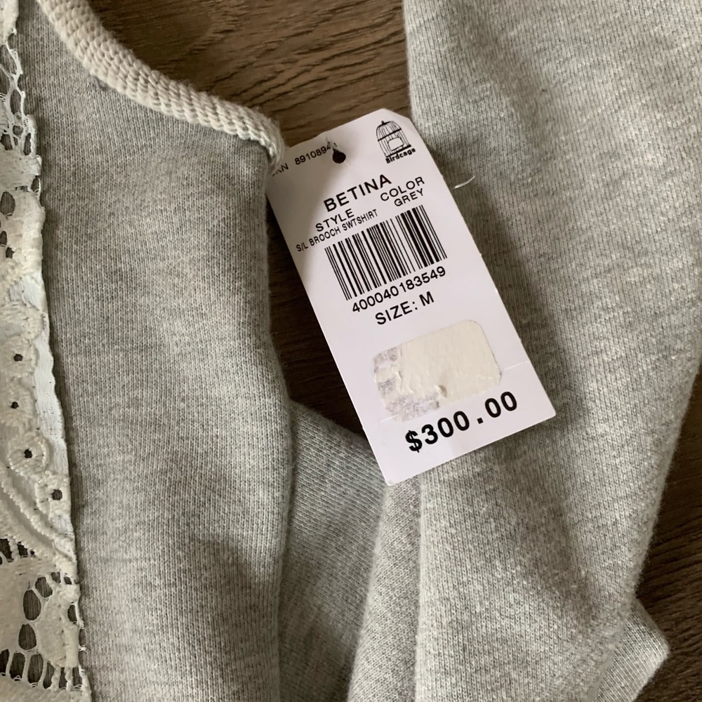 NWT Betina Brooch Cold Shoulder - Picture 2 of 5